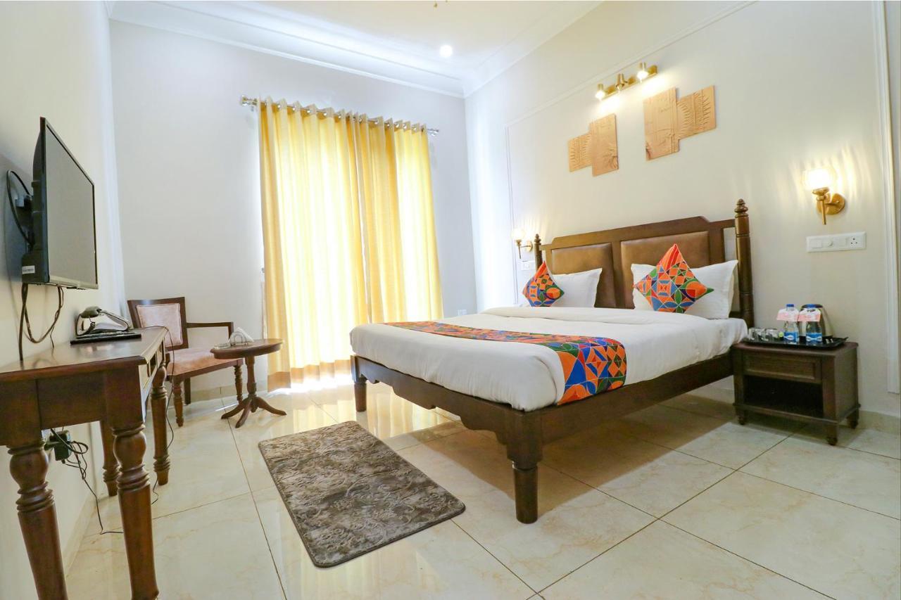 Fabhotel K9 Villa Ludhiana Exterior foto